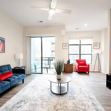 Luxury Apartment Wifi, Gym, Pool, Shops & Food! Unit 329 Charlotte Exterior photo
